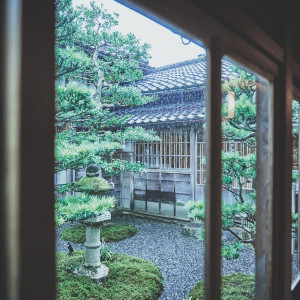 館内はいたるところで日本庭園の風景を堪能いただける|辻家庭園 ～前田家家老旧横山家迎賓館～（金沢市指定文化財）の写真(12603214)