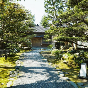 自然を五感で感じる開放的な空間。|辻家庭園 ～前田家家老旧横山家迎賓館～（金沢市指定文化財）の写真(1453370)