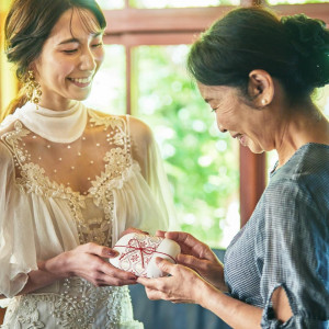 いままでの感謝の気持ちを言葉にする大切な瞬間|辻家庭園 ～前田家家老旧横山家迎賓館～（金沢市指定文化財）の写真(56055344)