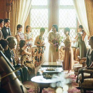 ただそこに佇むだけでまるで絵画のような美しいシーンに|旧桜宮公会堂の写真(57102990)