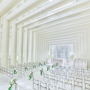 純白な空間で誓える独立型チャーチ|ノートルダム八戸 Notre Dame HACHINOHEの写真(34492889)