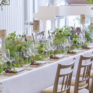 パーティ会場もガーデンの雰囲気に合わせてナチュラルに！|ノートルダム八戸/FIVESTAR WEDDINGの写真(18883264)