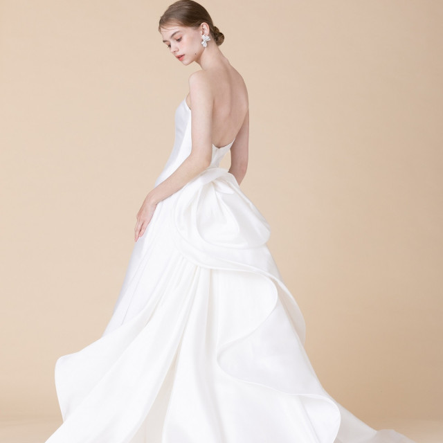 ウェディングドレス・衣装｜LAPIS AZUR（ラピスアジュール）○BRASS