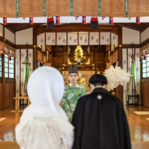 厳かで“凛”とした雰囲気の大切にしたい儀式|若宮の杜 迎賓館の写真(42120281)