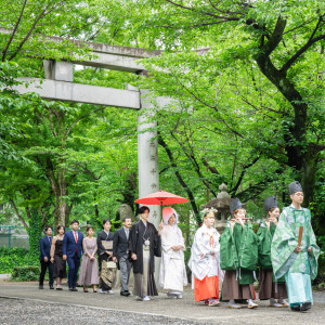 雅楽の音色とともに両家で進む花嫁行列|若宮の杜 迎賓館の写真(42120283)