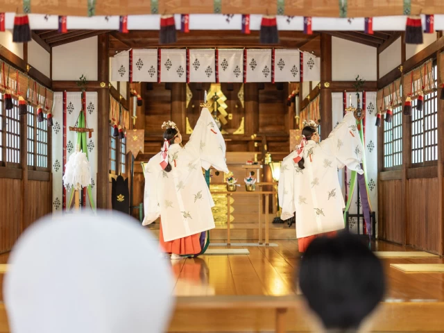 【おもてなしのプロ×本格神社】日本の伝統や美しさを感じられる神前式