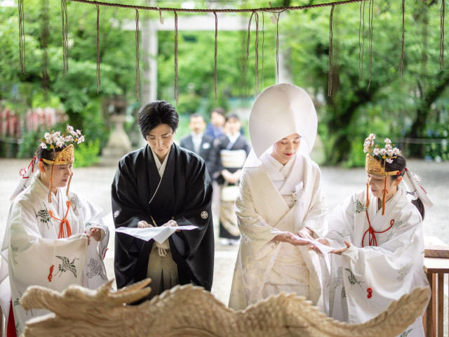 【おもてなしのプロ×本格神社】日本の伝統や美しさを感じられる神前式