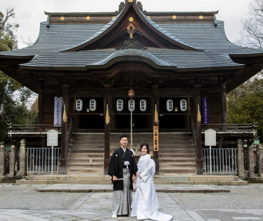 1300年の歴史を紡ぐ大原八幡宮。
日田の氏神様として見守ってきていただいたお礼参りとして大原八幡宮挙式を選ばれる新郎新婦様が非常に増えています。