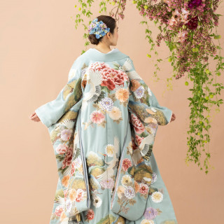 【衣装重視の方必見！】徒歩30秒!提携衣装サロンの衣装見学