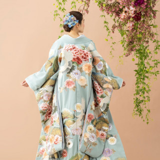 【衣装重視の方必見！】徒歩30秒!提携衣装サロンの衣装見学