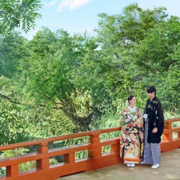 日本三大古都である伝統の鶴岡八幡宮挙式で両家をつなぐ節目の時を