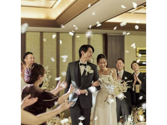 【祝日限定】最大102万円相当の豪華10大特典♪