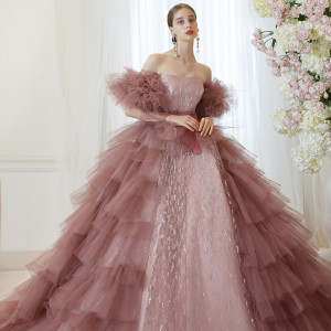 【KIYOKO HATA】館内のドレスサロンでご試着可能です♪(KH-0584)|アルカンシエル luxe mariage 大阪（アルカンシエルグループ）の写真(47976657)