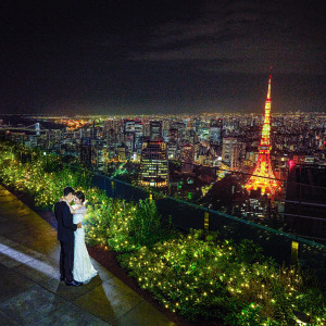 アンダーズ 東京ならではの景色。52階のテラスで東京の夜景をひとり占め。|アンダーズ 東京（Andaz Tokyo）の写真(19490608)