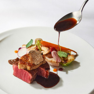 \ご予約いただいた皆様に/仏3星シェフ監修*特選牛×トリュフ&季節感あふれるスイーツ試食