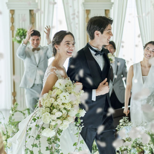 愛と祝福に包まれて――おふたりの特別な一日を彩るフラワーシャワー|ラグナヴェール仙台の写真(54888403)