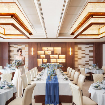 【モダンスイートレジデンス】少人数のご会食に適した、落ち着きのあるプライベート空間。