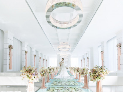 All for
Thank you
「ありがとう」であふれる結婚式