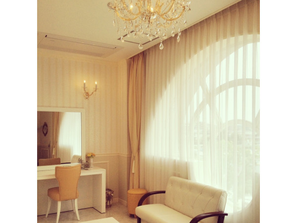 L'AUBE（ローブ）