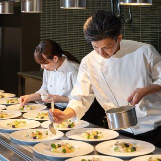 【ご来館の全員に】特選牛シャトーブリアン×オマール海老などフレンチコース試食をプレゼント！