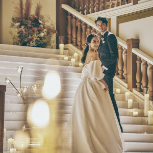 圧倒的なスケールの空間で、憧れのロイヤルウエディングを