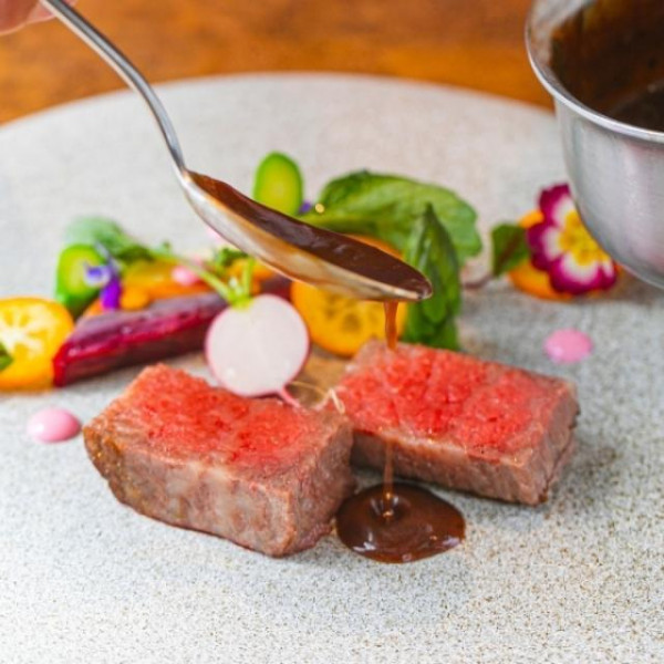 レストランクオリティのお料理