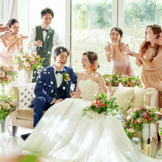 【2023年2月まで50名以上の結婚式をご検討の方】カラードレス×豪華7大特典プレゼント
