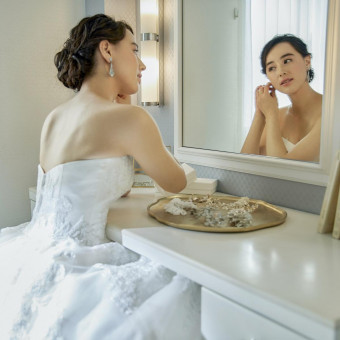 ドレスは100種類程