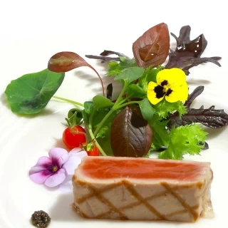 【貸切空間でゆっくり味わう！】”黒毛和牛×沖縄食材”☆婚礼料理コース☆ 無料試食をプレゼント♪♪