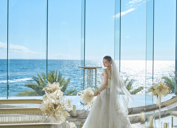 ヴォヤージュ ドゥ ルミエール北谷リゾートの結婚式｜特徴と