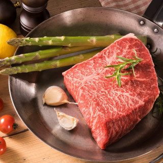 *+4月来館限定!!+*【米沢牛フィレ&オマール海老コース無料試食】大好評のデザートブッフェ体験も♪