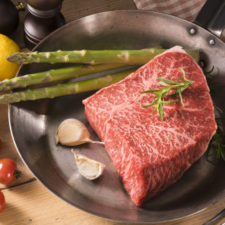 料理で選ばれる式場!【米沢牛×オマールエビ】無料試食×大聖堂模擬挙式♪