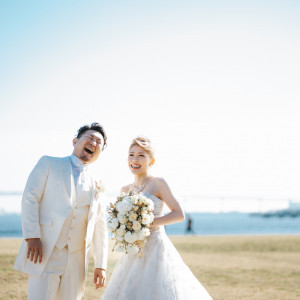結婚式当日には写真撮影もたくさん楽しんで！海を背景に、たくさん写真を残して！
 【みなとみらい sea＆terrace ～DANZERO～】|みなとみらい sea＆terrace ～DANZERO～の写真(55484359)