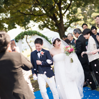 大切な家族、ゲストの祝福に包まれる、人生最幸の時間を。