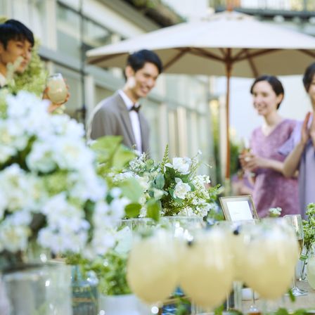 ガーデンでのパーティは開放的|ニーズ神宮前 by T&G WEDDING(旧 アルモニーソルーナ表参道)の写真(20579916)