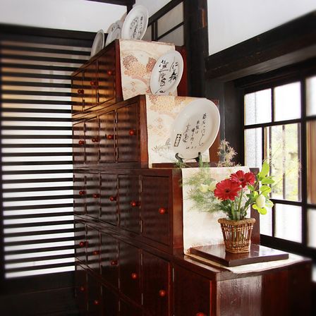 2005年「藤右ェ門さんで披露宴挙げたいんです」とお客様から言われて始まった藤右ェ門ウェディング。2022年6月現在で約500組のカップルが誕生しました。|藤右ェ門WEDDING（国登録有形文化財）の写真(23107548)