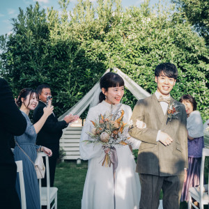 【ALAISE】ゲストの拍手に包まれながらガーデンWedding|Enchante/ひたちなか本店の写真(39983272)