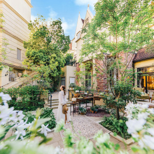 どこを切り取っても絵になる英国の街並み。ゲストを非日常の世界へ誘う|ハートコート横浜の写真(55487617)