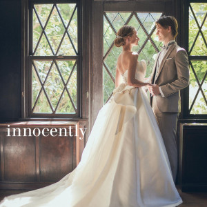 クラシカルな館に似合う正統派ドレス。映画のワンシーンのように|ハートコート横浜の写真(55889176)