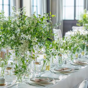 フローリストと打合せをしてつくるテーブルコーディネート|EXEX SUITES（エグゼクス・スウィーツ）の写真(56875634)