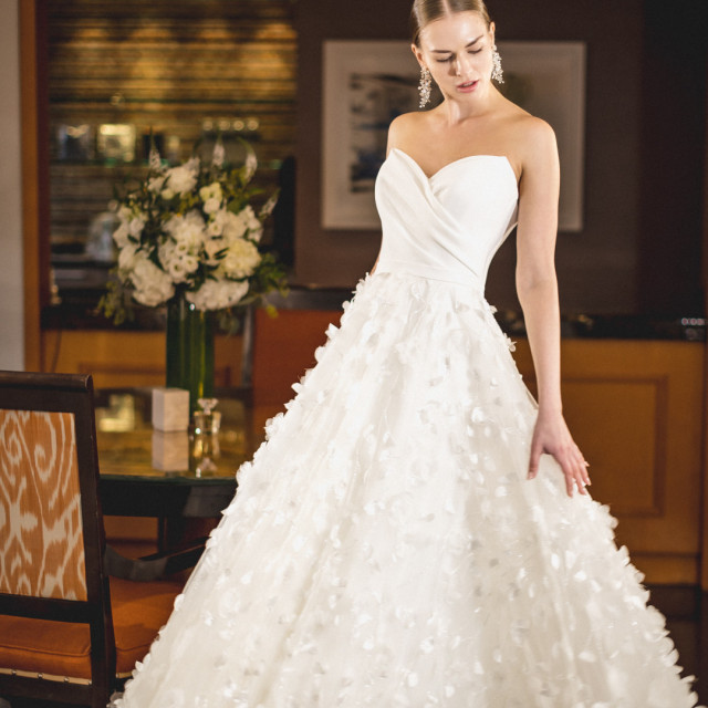 ウエディング ドレス RF-038｜raffilier(ラフィリエ)のウェディングドレス