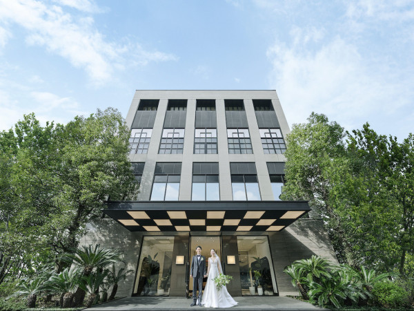 まるでニューヨークやパリの
5スターホテルに訪れたような
“驚きを感じられる空間”