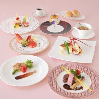 【フレンチコース】は普段食べないからこそ！
というお客様に人気のコースです。
