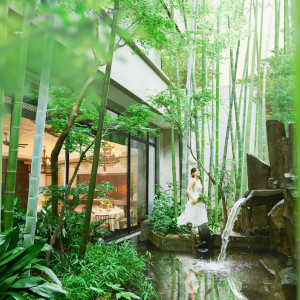 竹林に囲まれたフォトジェニックな日本庭園が魅力|クラシカ表参道/別邸KEYAKIの写真(23988912)