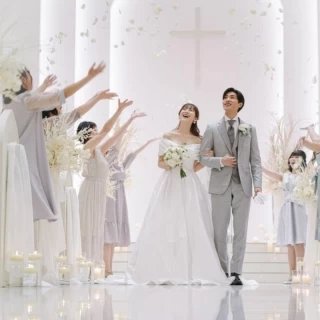 【豪華15大特典*最大160万優待】純白のチャペル×貸切邸宅×演出体験