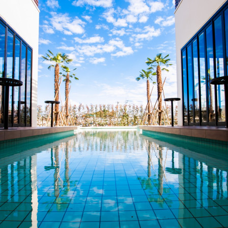 モダンリゾート。まるでリゾートに訪れたかのような待合室。全ての扉を開放すると気持ちも良い風が吹き抜ける素敵な空間。|Ciel Belle Terre（シエル ベル テール）の写真(1291103)