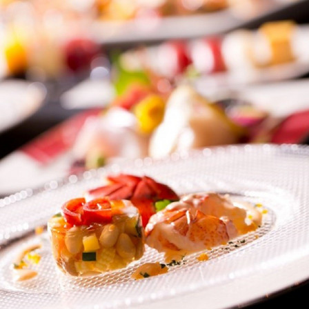 オープンキッチンがある会場では実際に調理している姿をみることができます。五感で楽しめるゲストをもてなすにはピッタリのお料理です。|Ciel Belle Terre（シエル ベル テール）の写真(1118019)