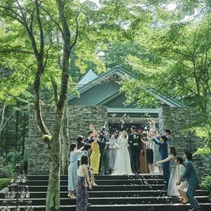 旧軽井沢KIKYOキュリオ・コレクションbyヒルトン(元:旧軽井沢ホテル)の結婚式の公式写真