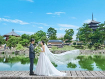 ふたりの未来を探す旅
ご結婚式という特別な一日に
大輪の笑顔の花が咲くように