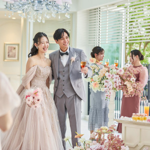 自然光たっぷりの全天候方テラス|ル・センティフォーリア大阪（クラウディアホールディングスグループ）の写真(55198359)